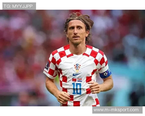 米兰欲续约40岁莫德里奇至2027年展现老将魅力与实力