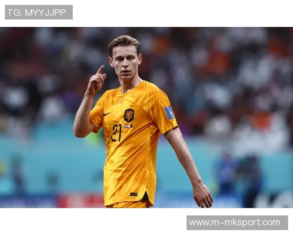 17岁塞内加尔中场达博试训曼联表现出色引发关注 17岁塞内加尔中场达博试训曼联表现出色引发关注